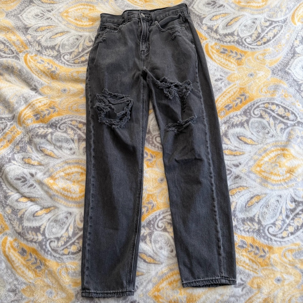 American Eagle Black Distressed Mom jeans size 2 standard